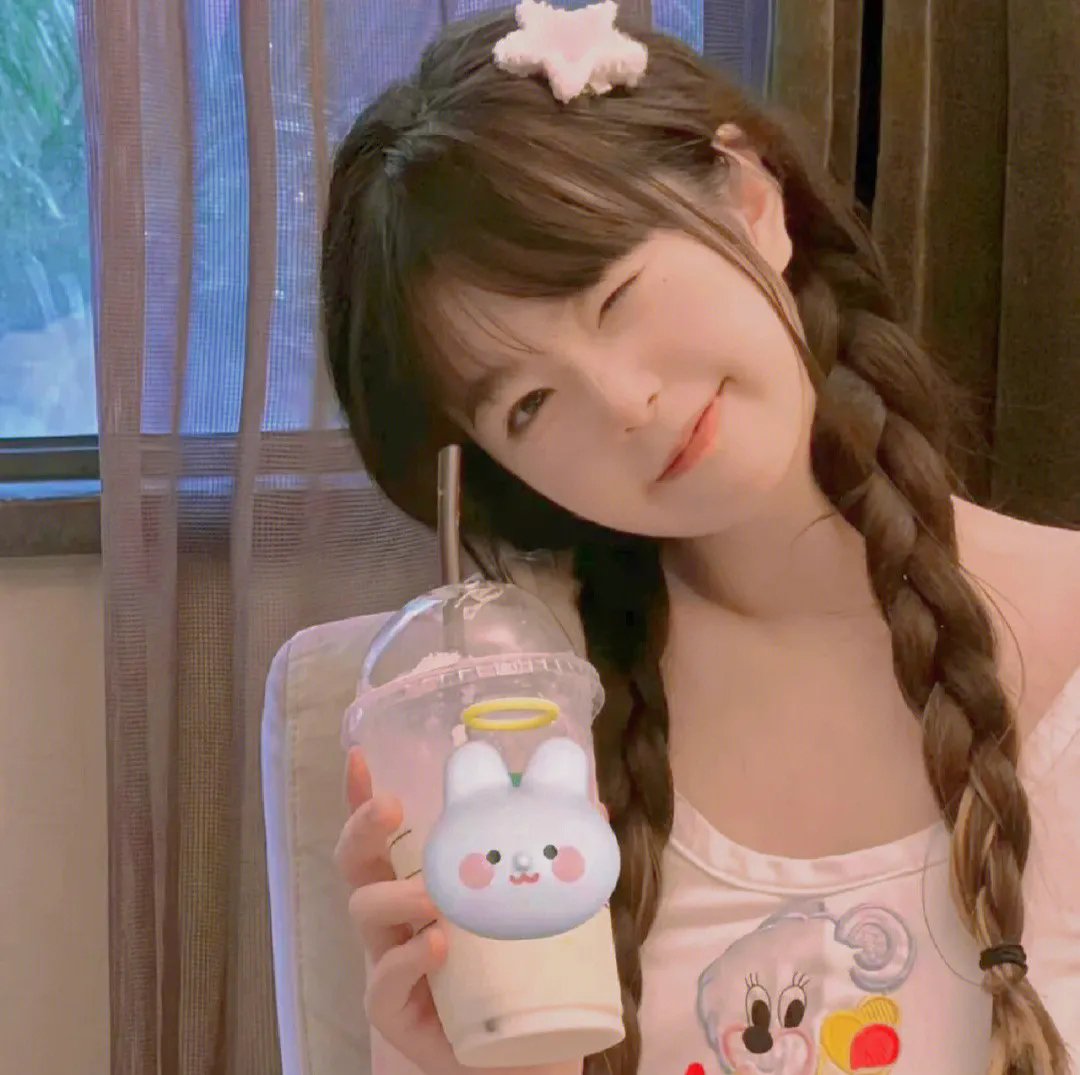 云端美人